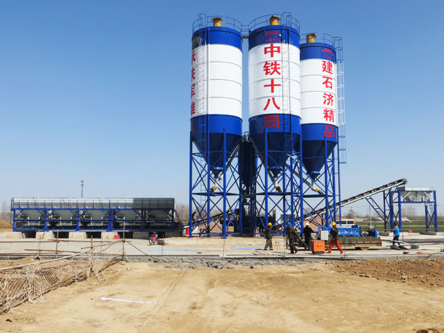 中鐵十八(ba)局穩定土廠(chǎng)拌設備